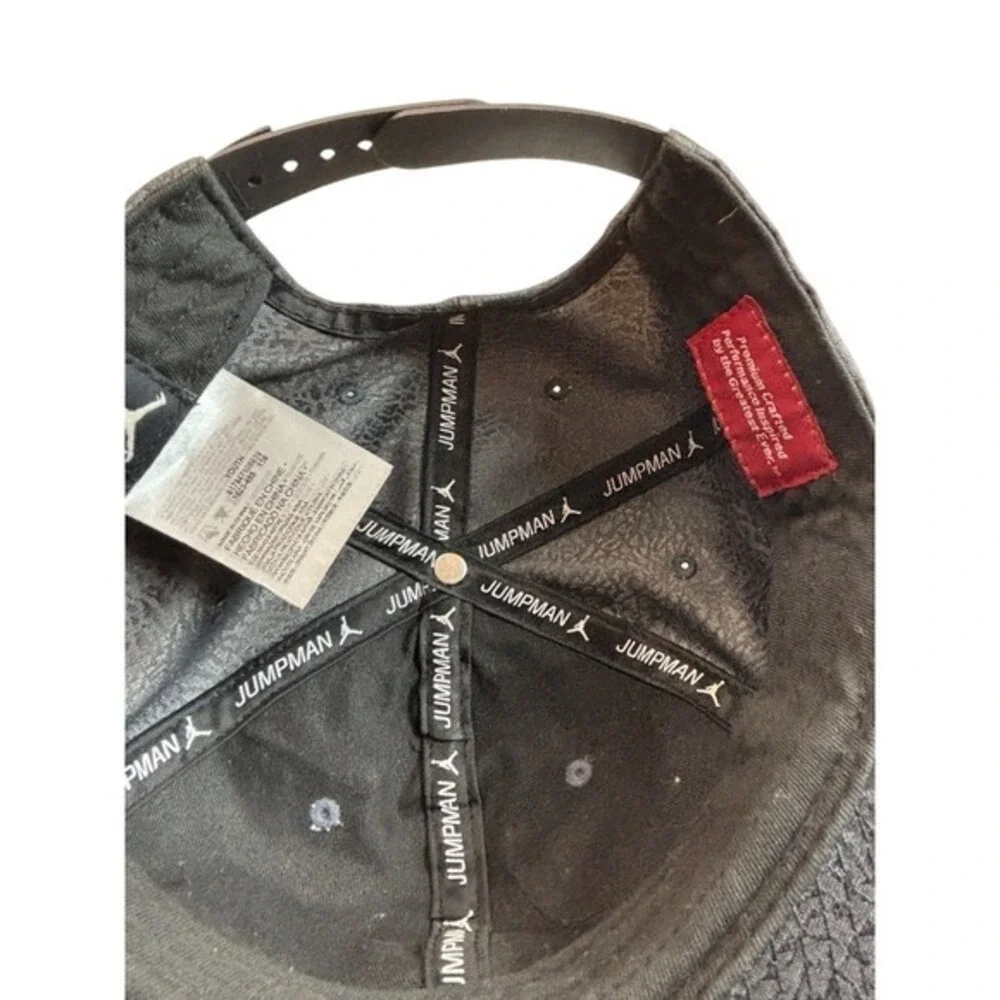 Jordan Elephant Print‎ Snapback Hat Charcoal Black Metallic Jumpman Youth